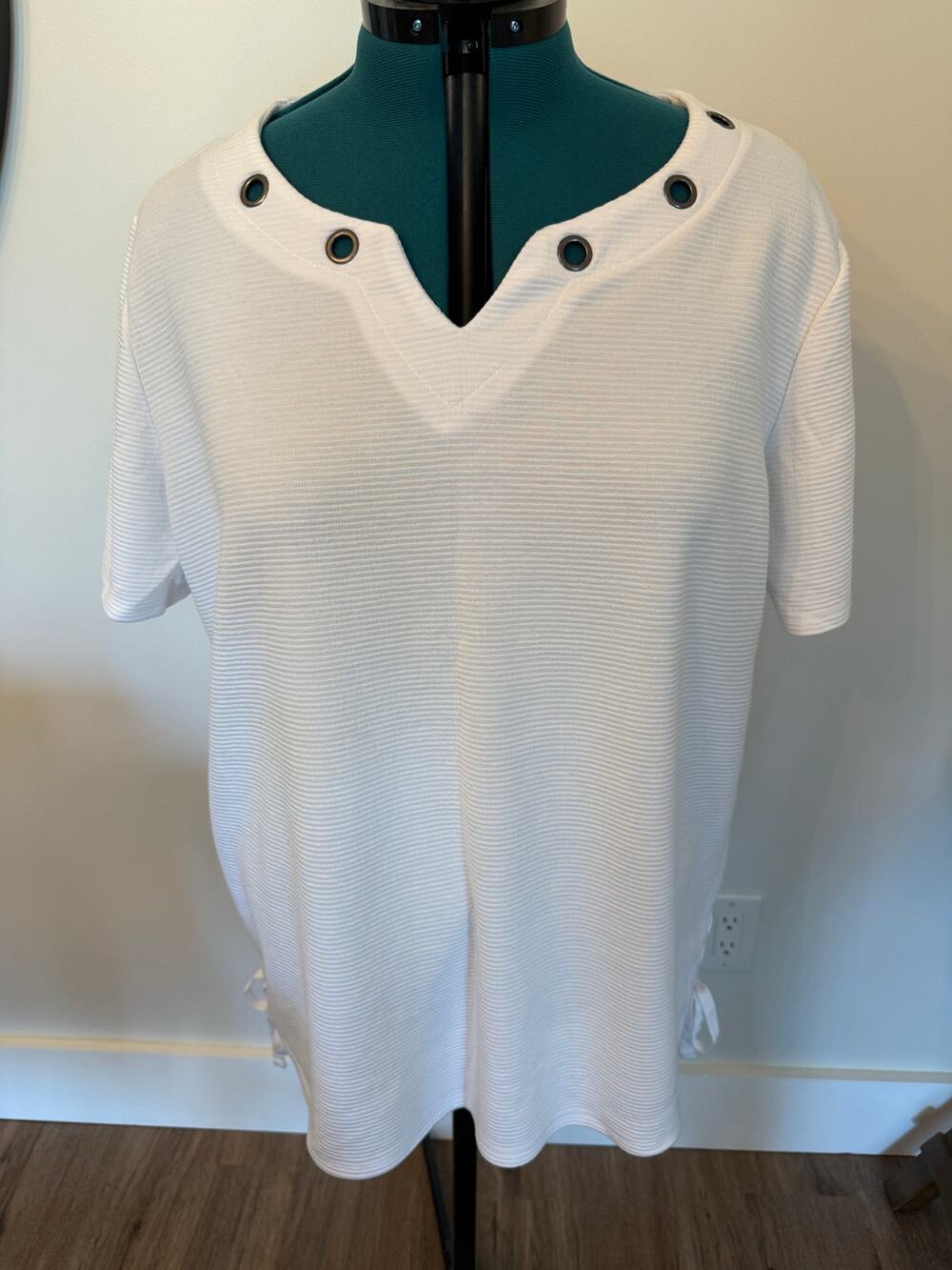 Coral Bay Women’s White Blouse Size 2X